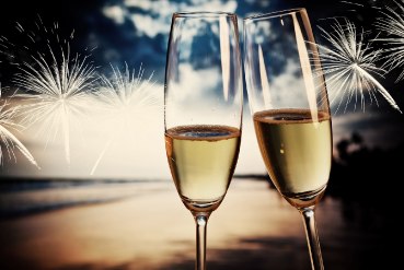 Image 3 of triangular mesh necklace from zara Ibiza - Urlaub für Silvester 2018/2019 günstig buchen!