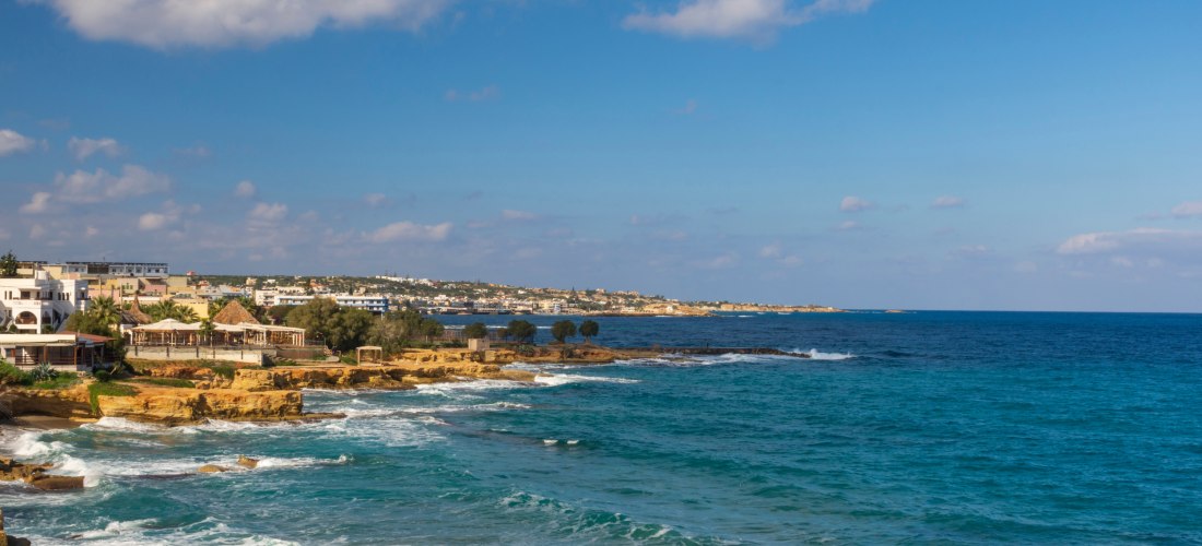 Küste entlang der Insel 