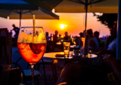 Italienische Adria Partyurluab