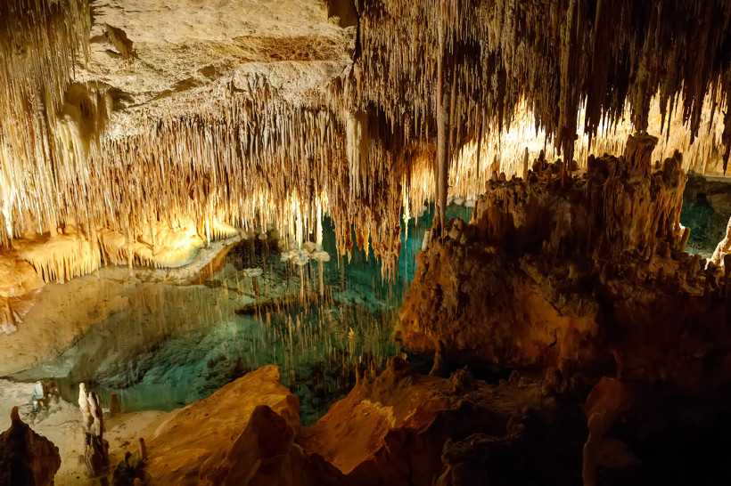 Cuevas