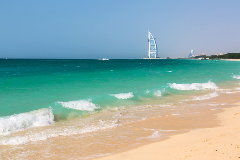 black palace beach