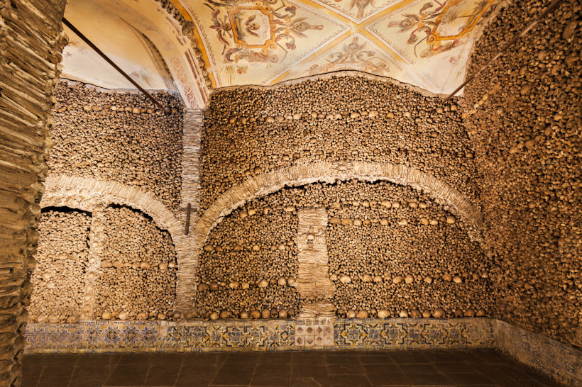 capela-dos-ossos