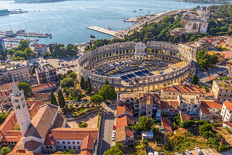 amphitheater pula