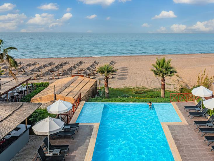 Adora Calma Beach Hotel