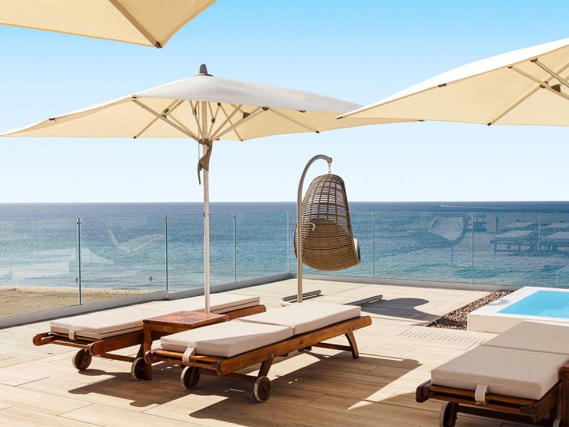 Plus Fariones Suite Hotel