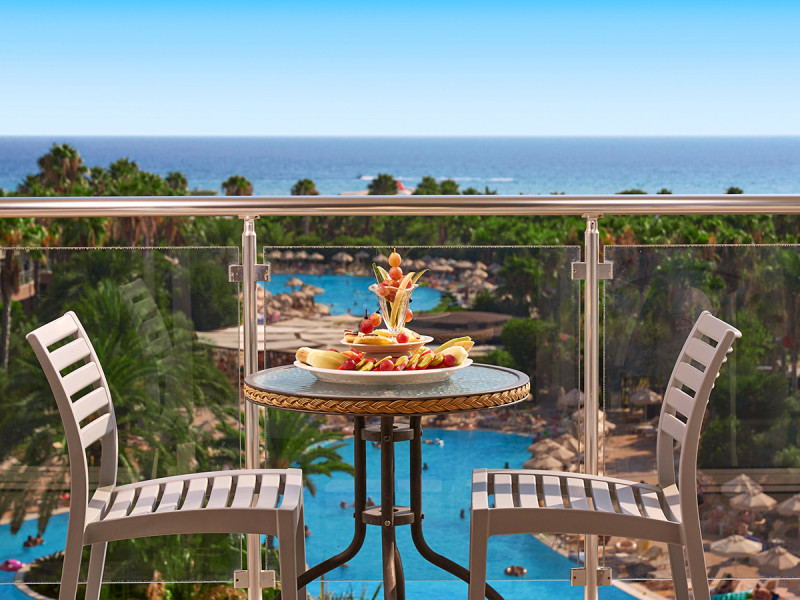 Seaden Sea World Resort & Spa