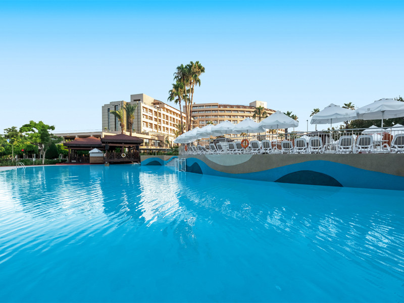 Hotel Fame Residence Lara