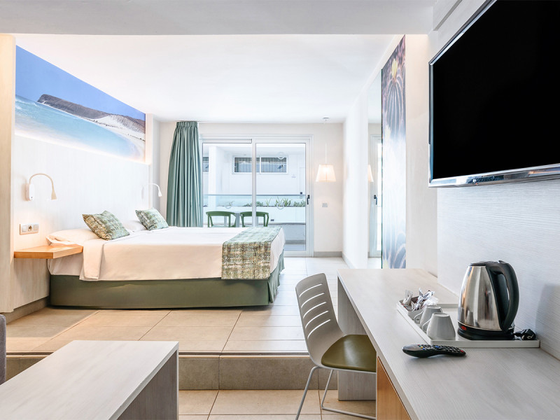 Hotel Fergus Cactus Garden