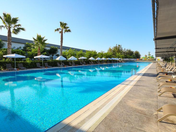 Crystal Centro Resort