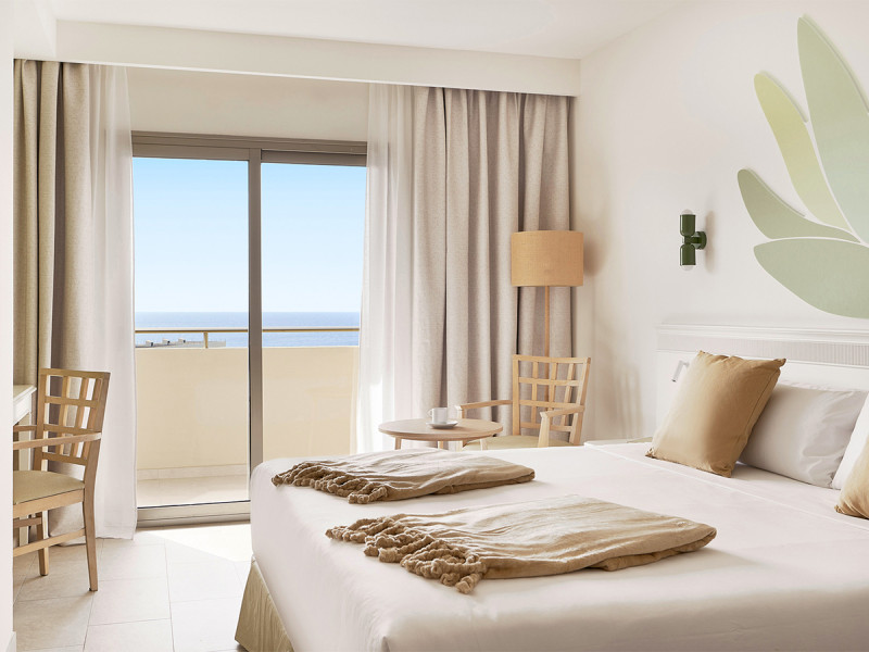 Iberostar Waves Gaviotas Park