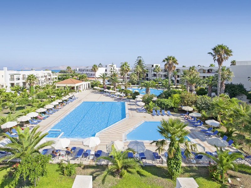 Tigaki Beach Hotel