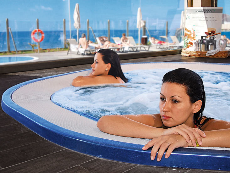 Hotel Arenas del Mar