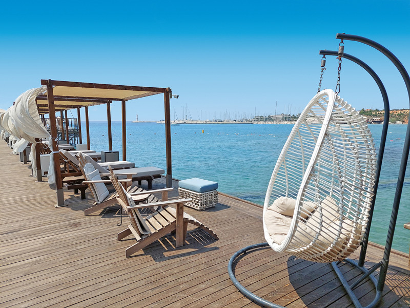 Laur Hotels Experience Elegance