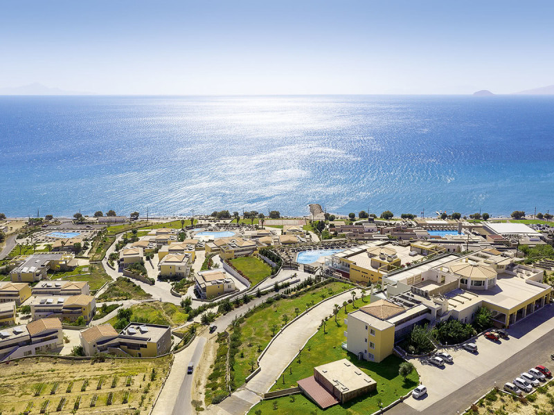 Grand Blue Beach Hotel