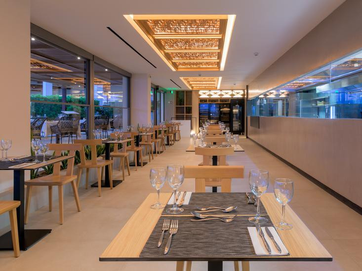 The Ixian Grand&AllSuites