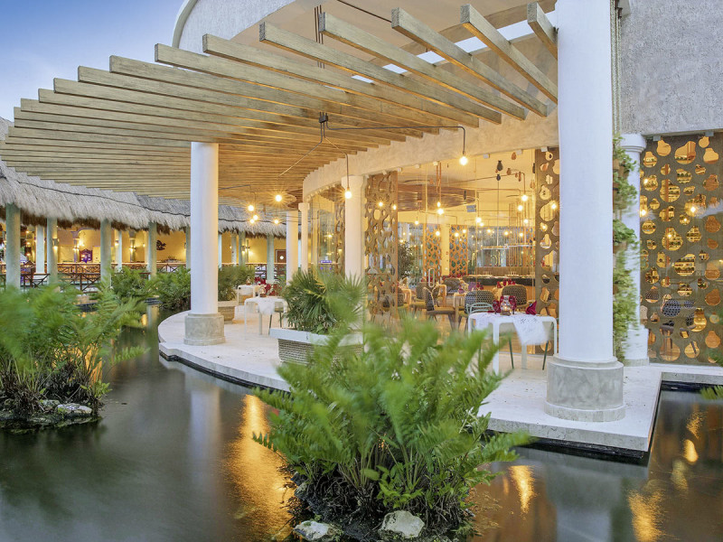 Grand Palladium Kantenah Resort & Spa