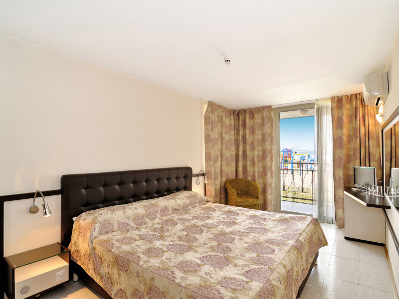 Hotel Nona Beach
