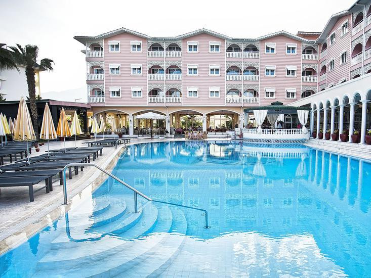 Pasha's Princess Hotel
