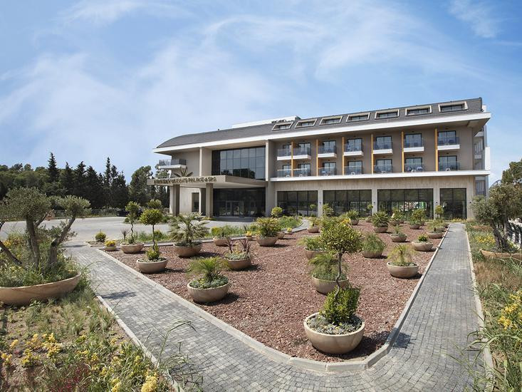 Aydinbey Queen's Palace