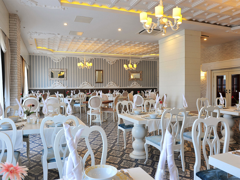 Hotel LRS Lake & River Side