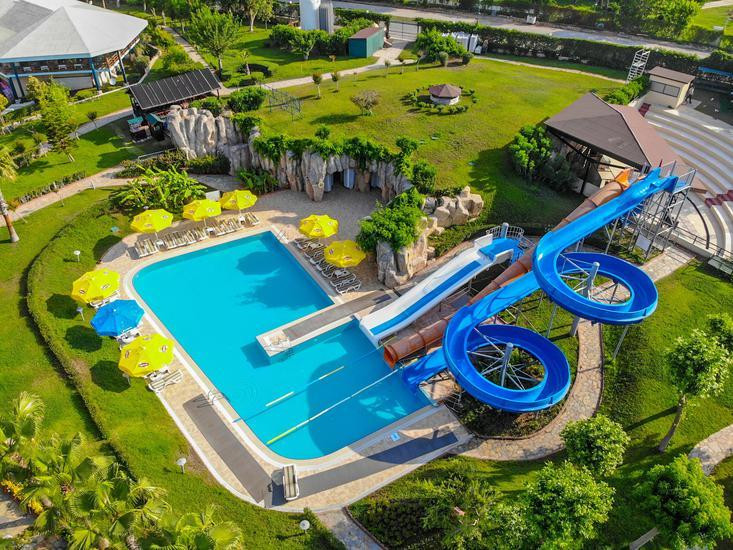 Queen's Park Le Jardin