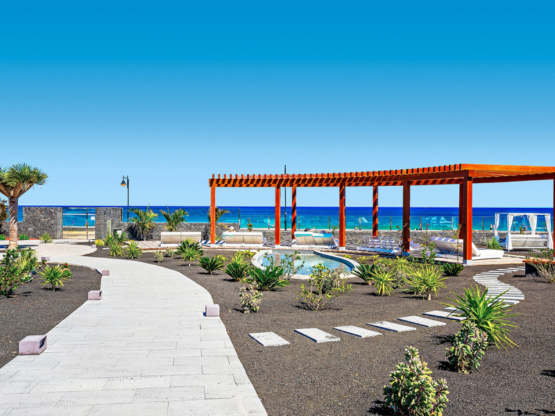 Hotel Lava Beach