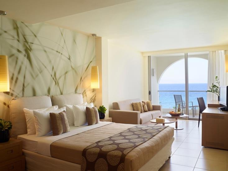 The Ixian Grand&AllSuites