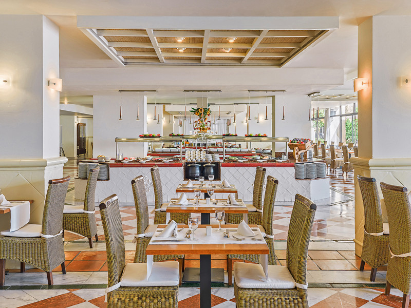 Hotel H10 Conquistador