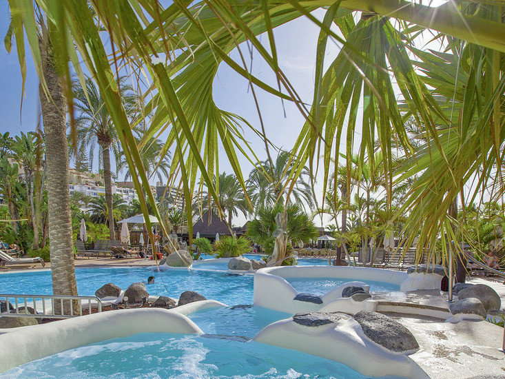 Hotel Corallium Beach by Lopesan