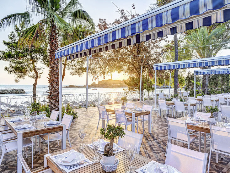 Rubi Platinum Resort