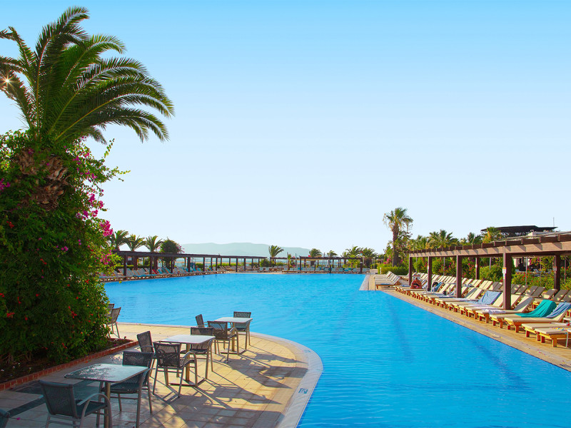 Venosa Beach Resort & Spa