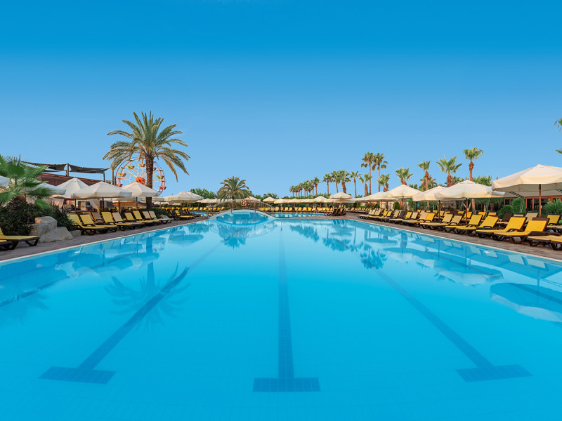 Club Hotel Turan Prince World