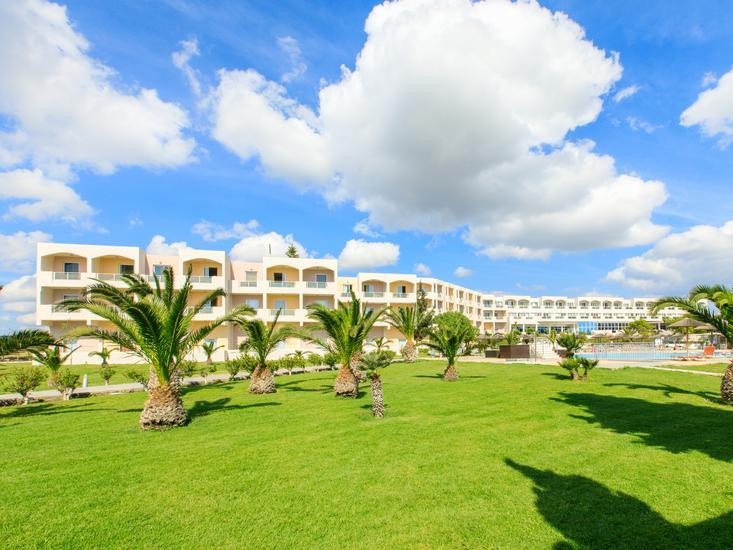 Sovereign Beach Hotel