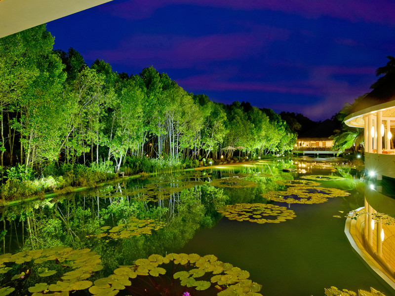 Dreamland The Unique Sea & Lake Resort