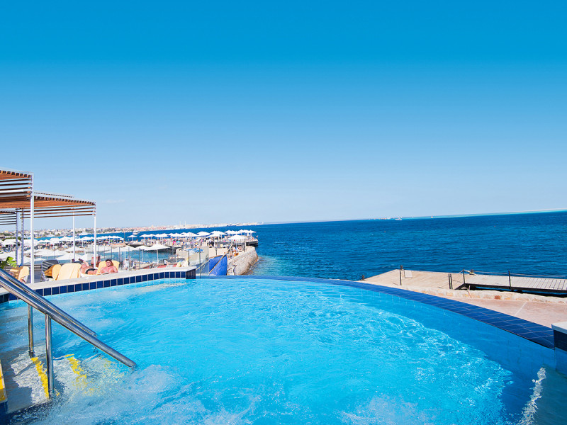 SUNRISE Holidays Resort (Adults Only)