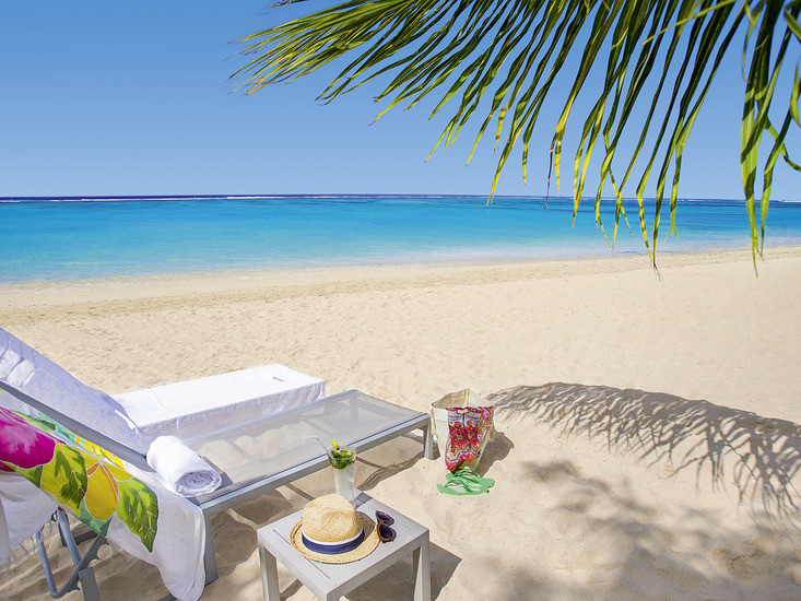 Crystals Beach Resort Belle Mare