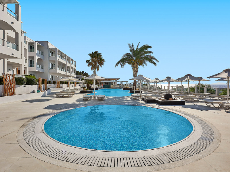 Dimitra Beach Hotel & Suites