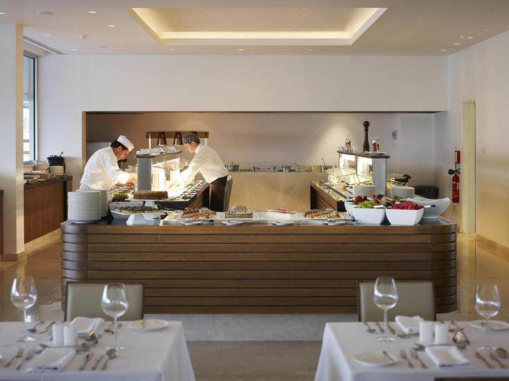 Sunrise Pearl Hotel & Spa