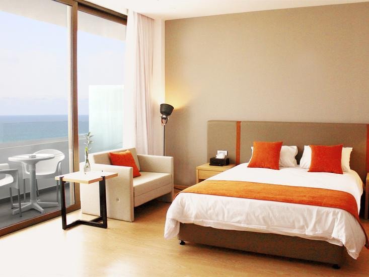 Crystal Springs Beach