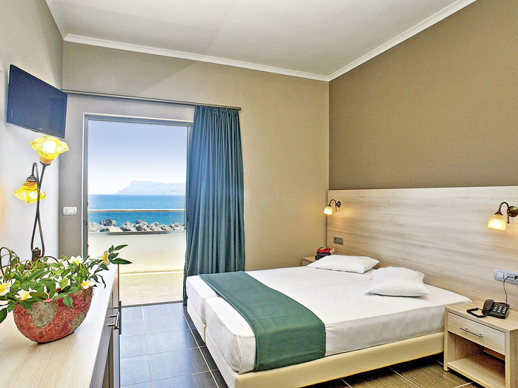Hotel Elena Beach