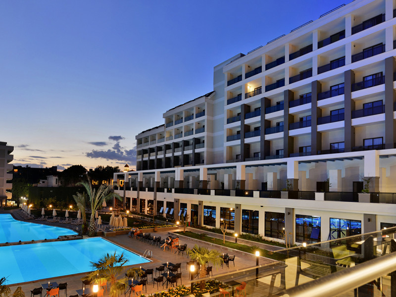 Seaden Valentine Resort & Spa