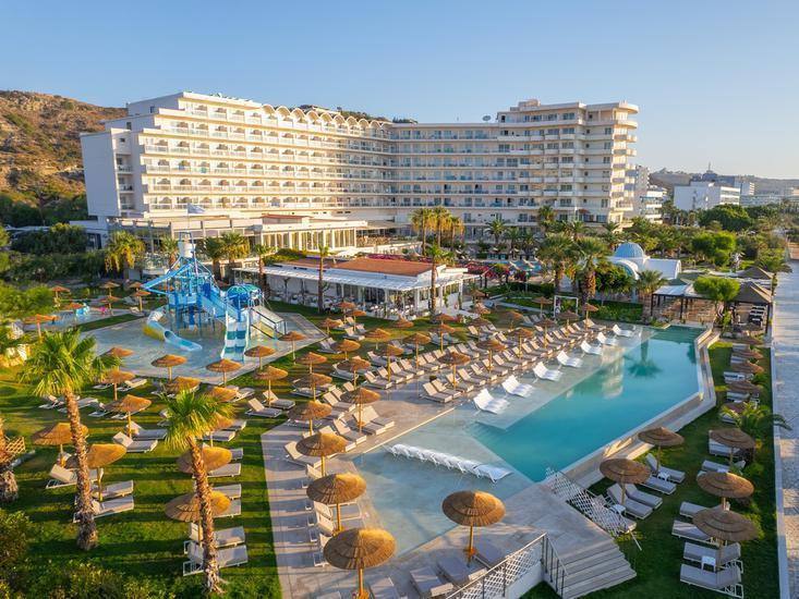 Pegasos Deluxe BeachHotel