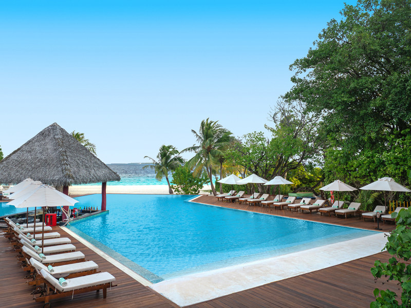 Adaaran Select Meedhupparu Island Resort