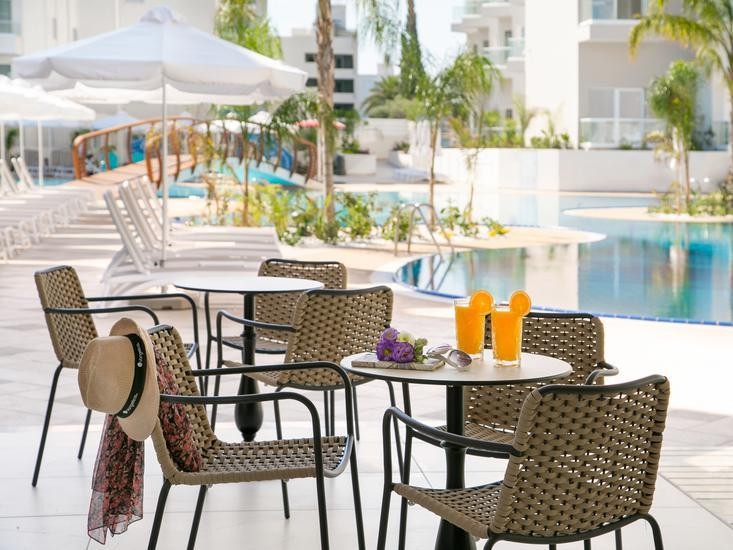 Vangelis Hotel and Suites