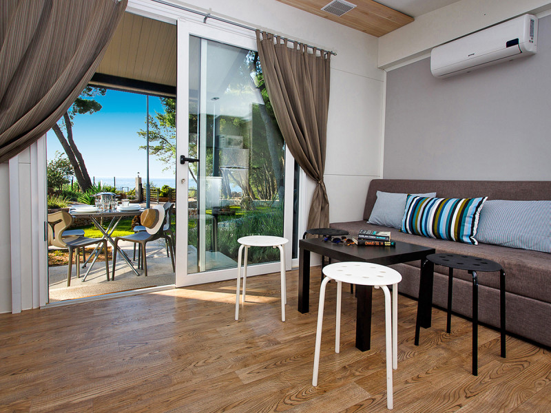 Waterman Beach Village camp & glamping