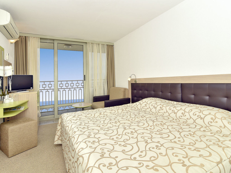 Hotel Nona Beach