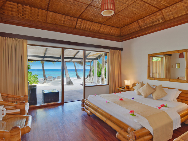 Angaga Island Resort