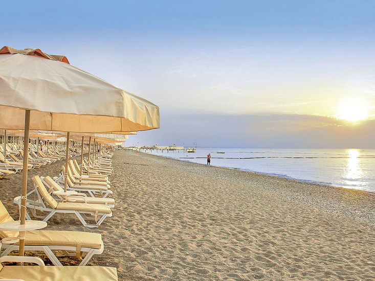 Hotel Crystal Prestige Pearl Collection