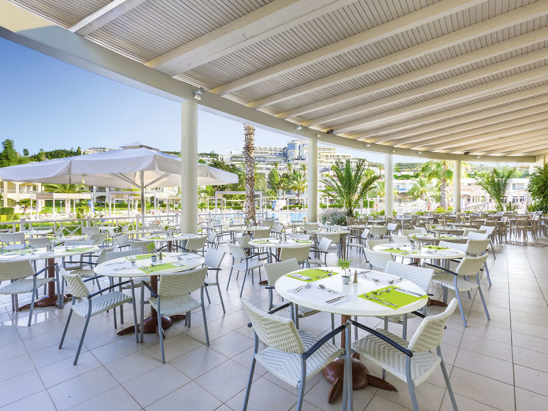Kipriotis Maris Suites