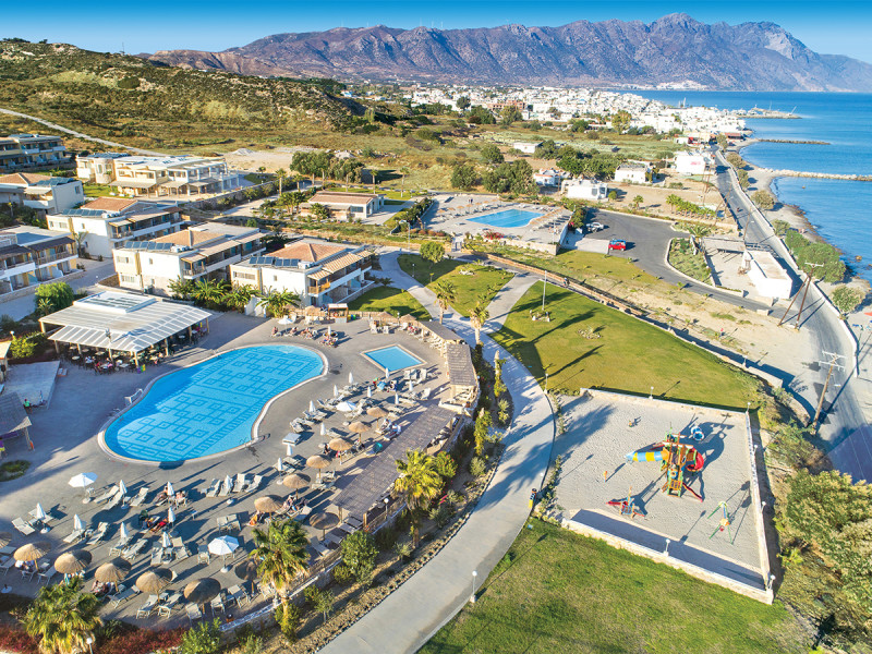 Grand Blue Beach Hotel